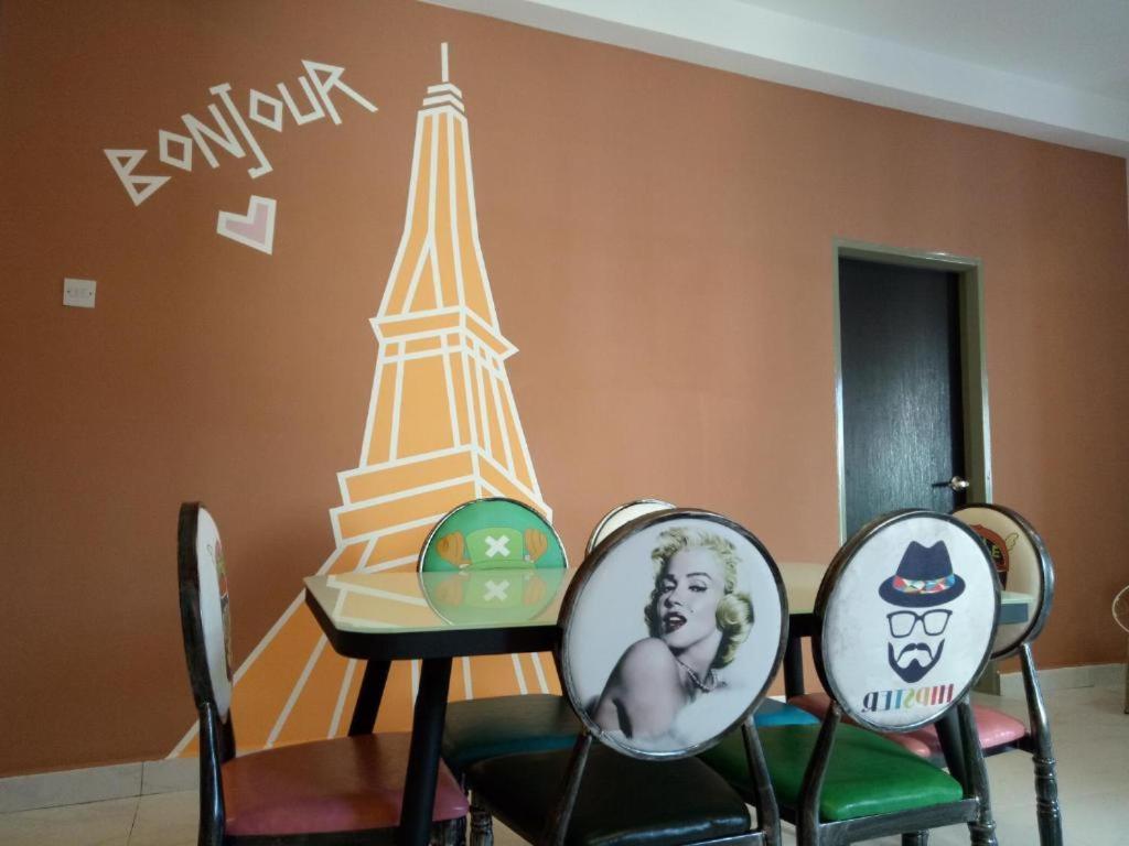 Icolor & Ch6 * Tanah Rata
